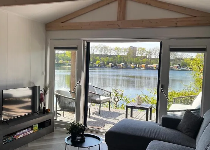 Luxe Nieuwbouw Aan Het Water